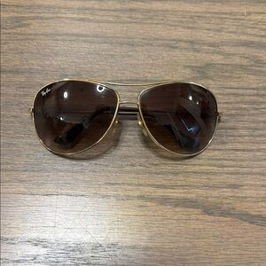 Ray Ban classic aviator sun glasses